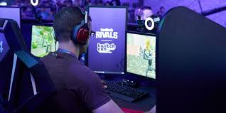 El fenómeno de los «Streamers» mexicanos: ¿Por qué estamos obsesionados con la vida de los demás en Twitch?