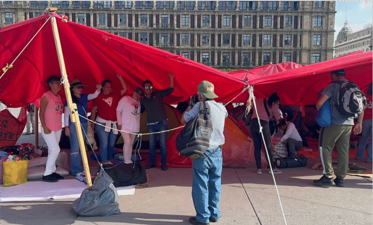 CNTE vs. Gobierno- ¿Qué hay detrás del plantón en el Zócalo?