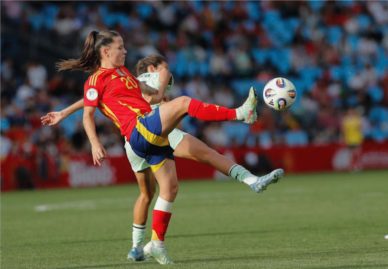 FIFA da luz verde a 48 equipos en el Mundial Femenino a partir de 2031
