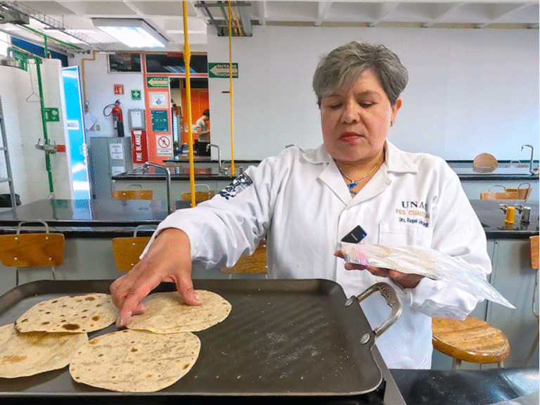 • La UNAM crea tortillas que combaten la desnutrición y duran meses sin refrigerar