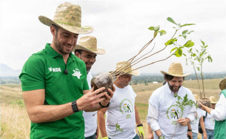 Así arrancó en Oaxaca la campaña nacional de reforestación
