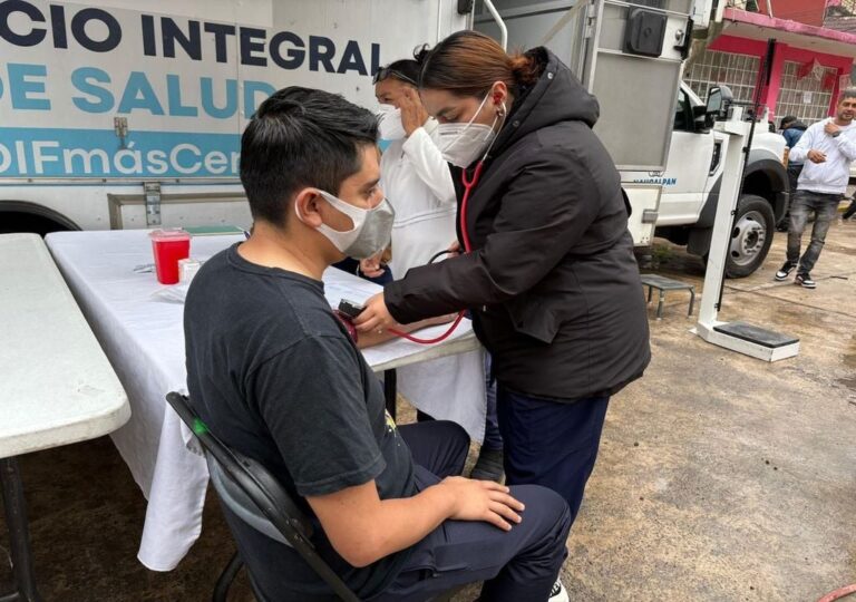 riesgos-para-la-salud-por-la-espuma-toxica-por-el-desbordamiento-de-la-presa-los-cuartos-en-naucalpan-1750835773202_1024