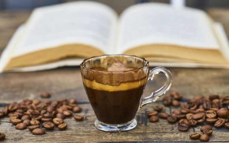 taza-cafe-pexels-2-26012025