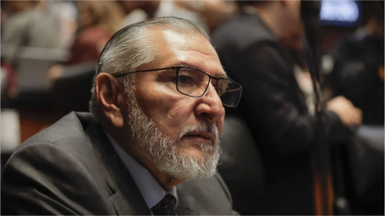 Interceptaciones ligan a Adán Augusto con líder de red huachicolera en el “Caso Olmeca”