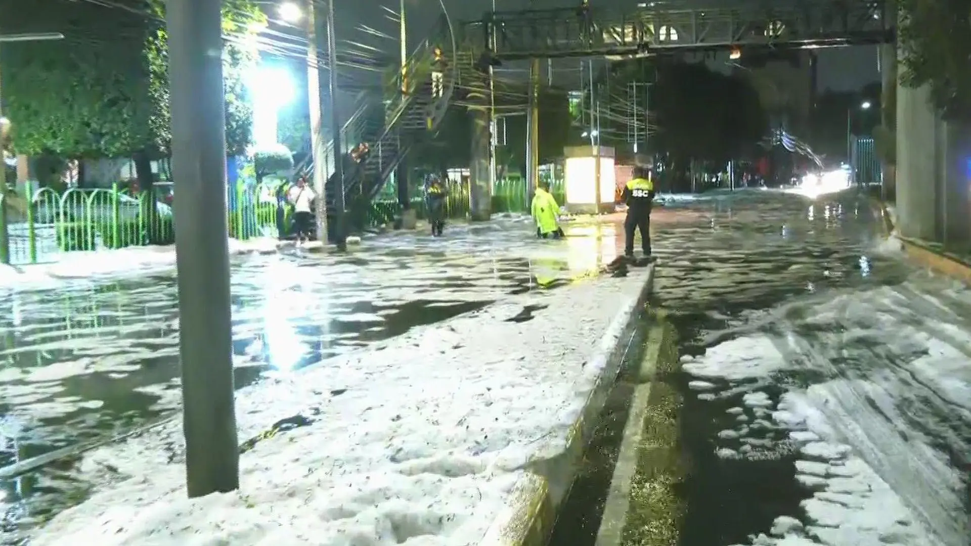 Lluvias torrenciales y granizo paralizan la Ciudad de México: el nuevo rostro de la temporada húmeda