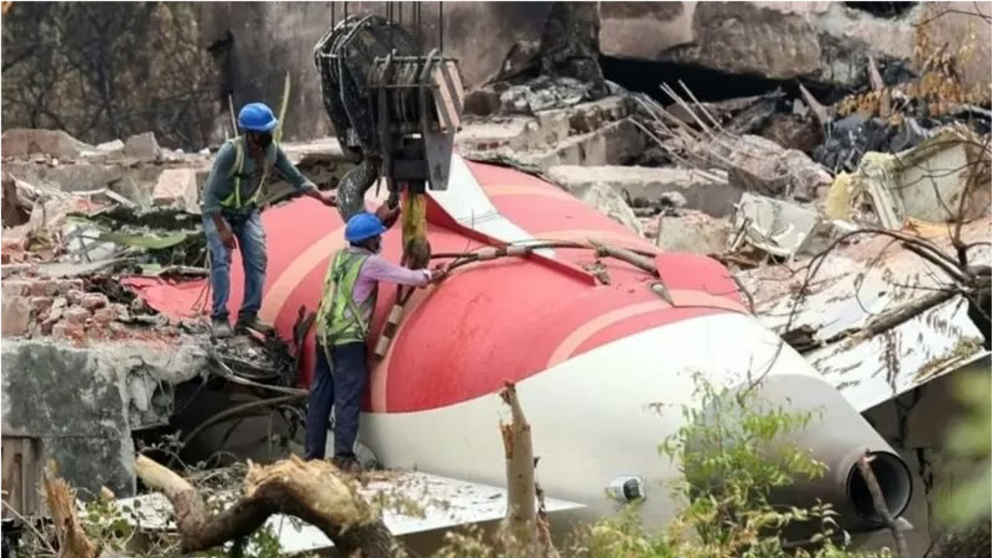 ¿Error humano? Piloto de Air India sería el responsable del accidente, revelan investigaciones