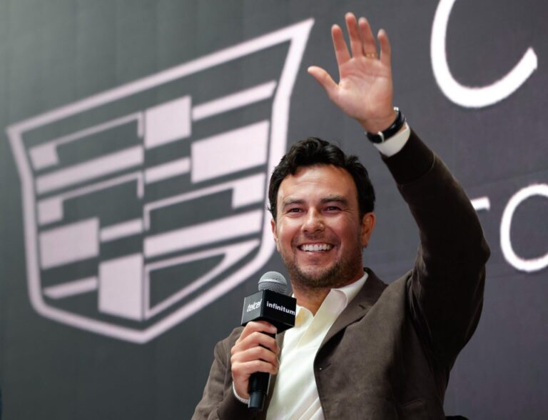 1044989_Checo-Perez-conferencia_web-1536x1175