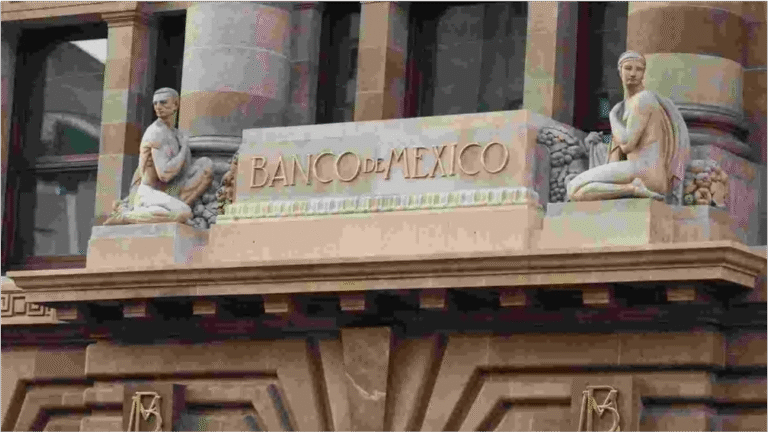 Banxico mejora su pronóstico de crecimiento económico para 2025 y 2026