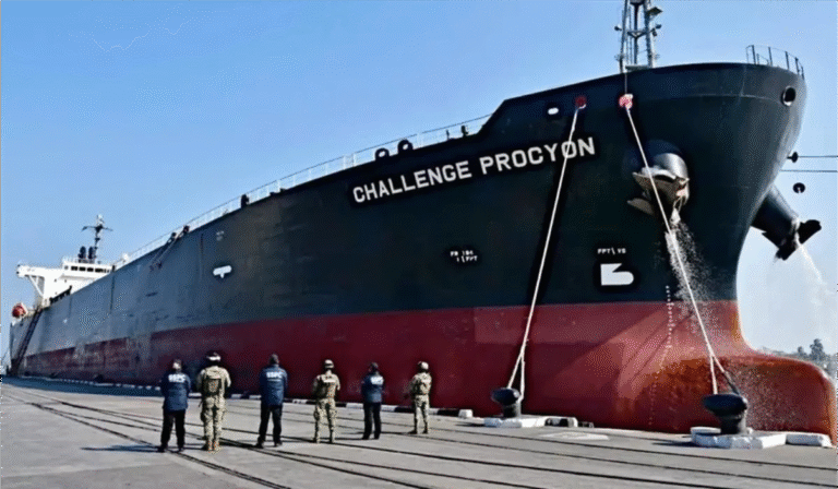 Caen jefes de aduanas en la frontera por escándalo de huachicol fiscal