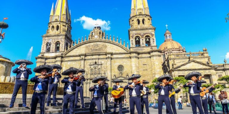 Encuentro-Internacional-del-Mariachi-y-la-Charreria-un-evento-totalmente-jalisciense-900x450