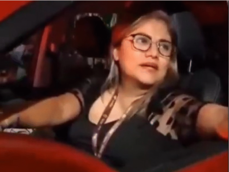 Nueva #LadyMuertaDeHambre- Funcionaria del CEJUM en Veracruz choca, agrede y trata de sobornar a policías