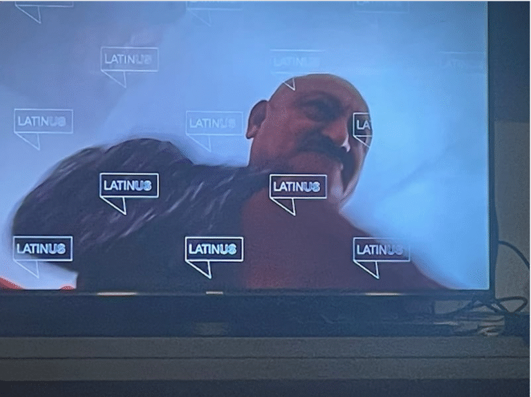 Revelan video de sobres amarillos con dinero para candidato de Morena en Chiapas