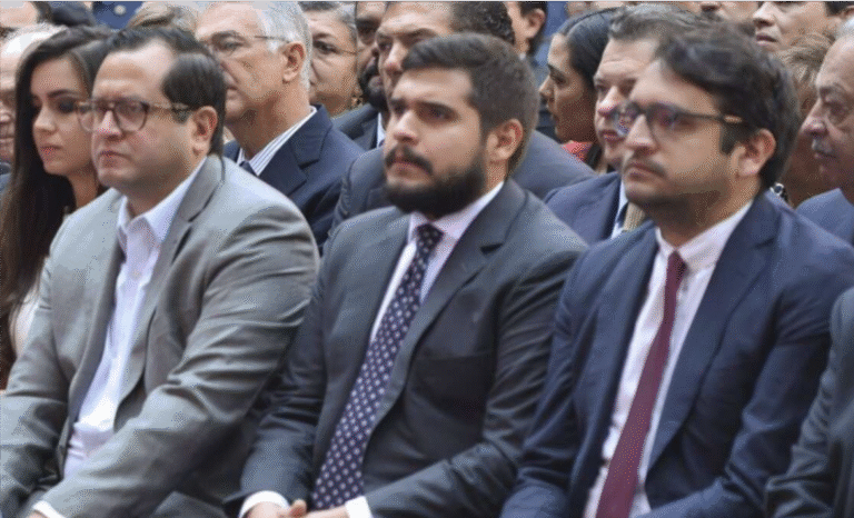 ¿Quién los protegió? Así surgieron los amparos a nombre de los hijos de AMLO