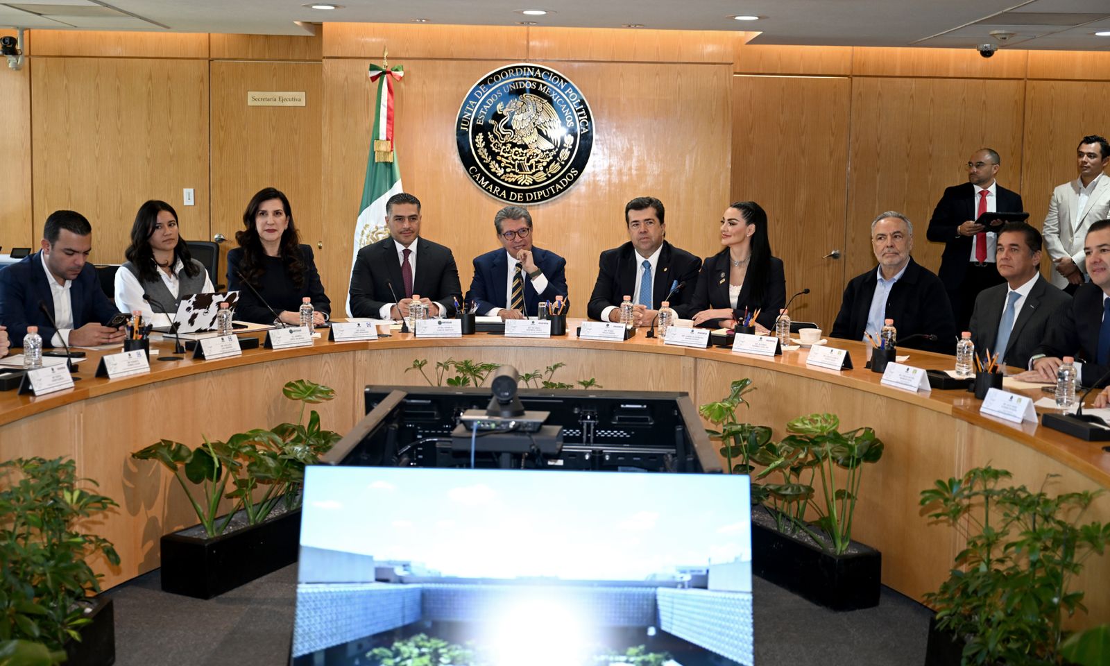 Monreal exige cuentas precisas a Omar García Harfuch tras comparecencia crítica en San Lázaro