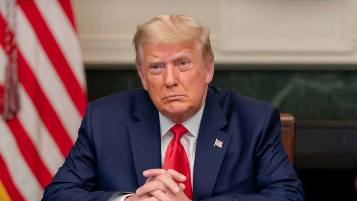 Trump sube aranceles a Canadá un 10% por usar video de Ronald Reagan