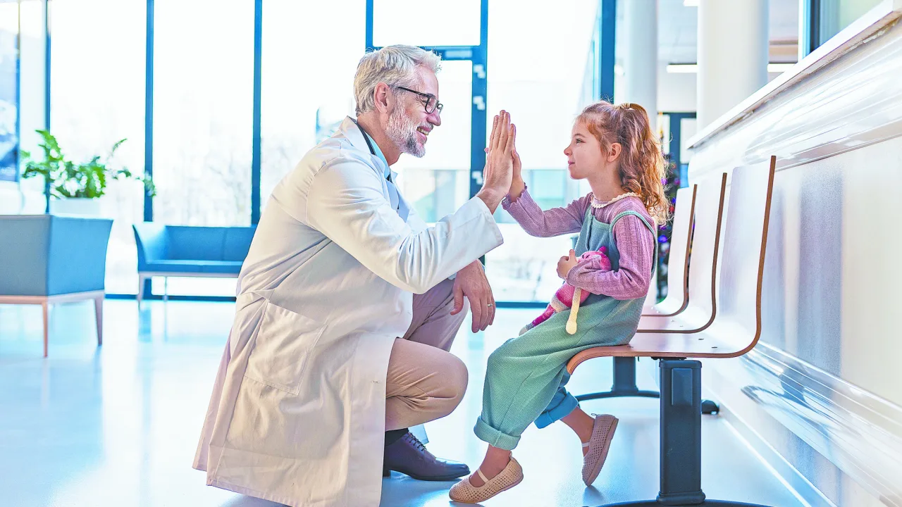 Summit de Pediatría 2025: especialistas advierten sobre nuevos retos en la salud infantil mexicana