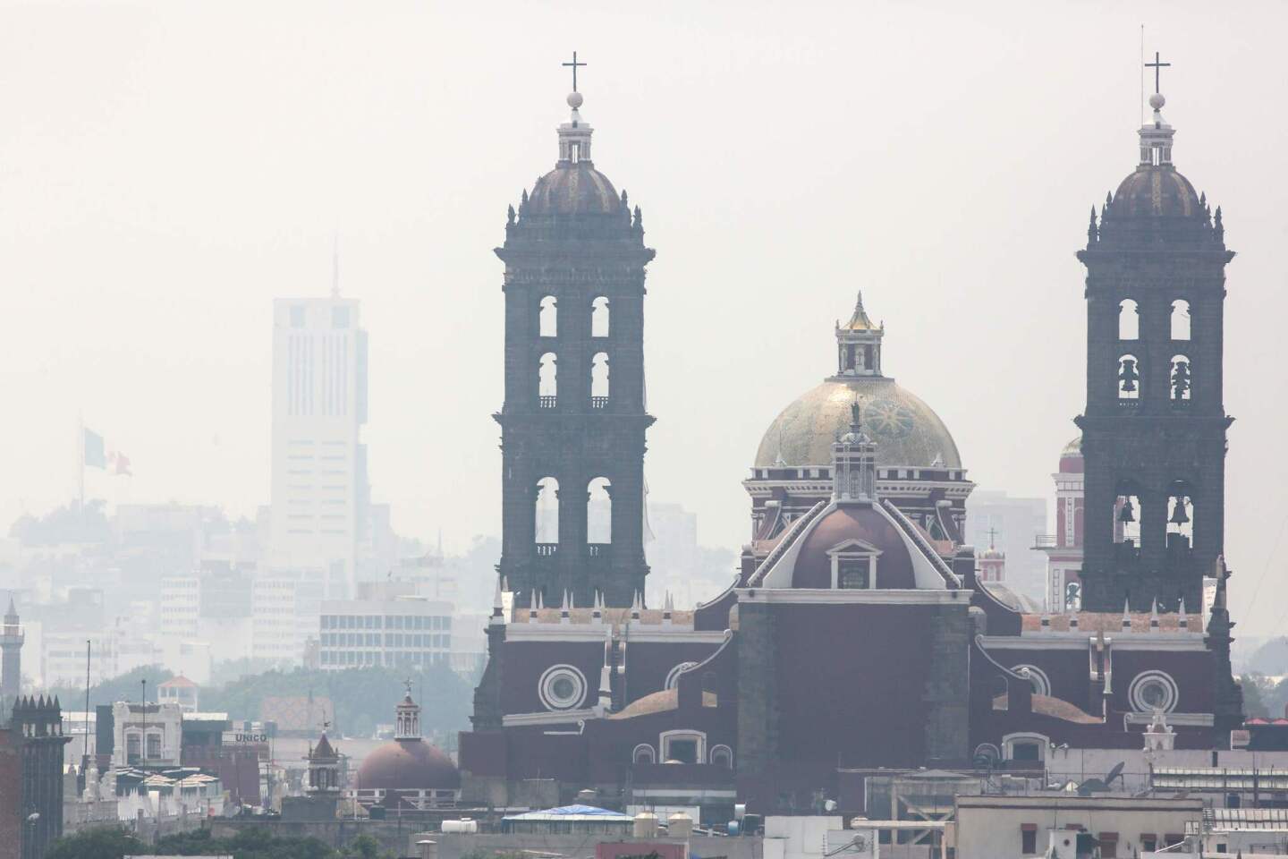 Niebla al amanecer y tardes frescas: así será el clima en CDMX esta semana