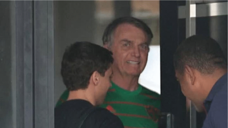 Detienen a Jair Bolsonaro en Brasil tras intentar quitarse la tobillera electrónica