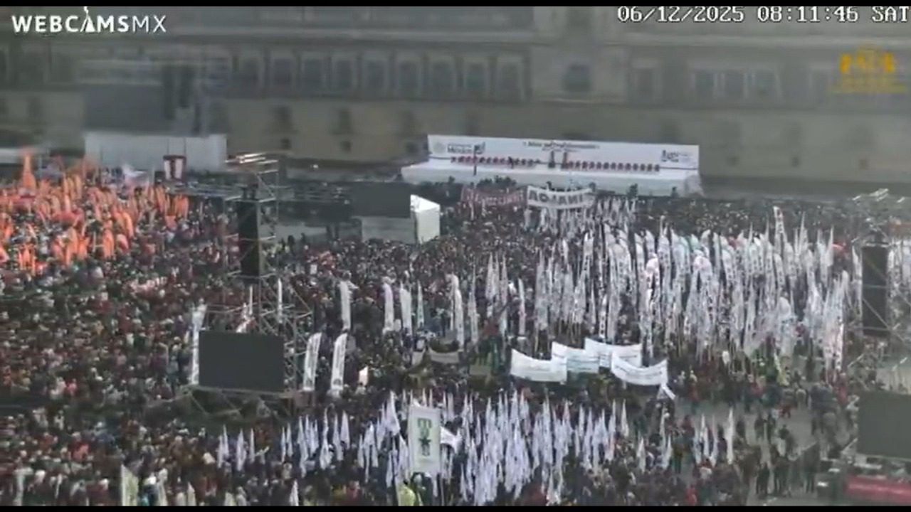 Zócalo capitalino: la maquinaria oficialista y el ritual de los siete años de la 4T