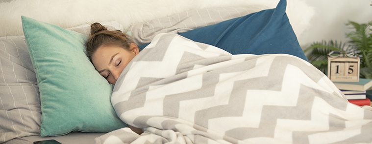 Dormir poco puede hacerte subir de peso: lo que revela la ciencia del descanso