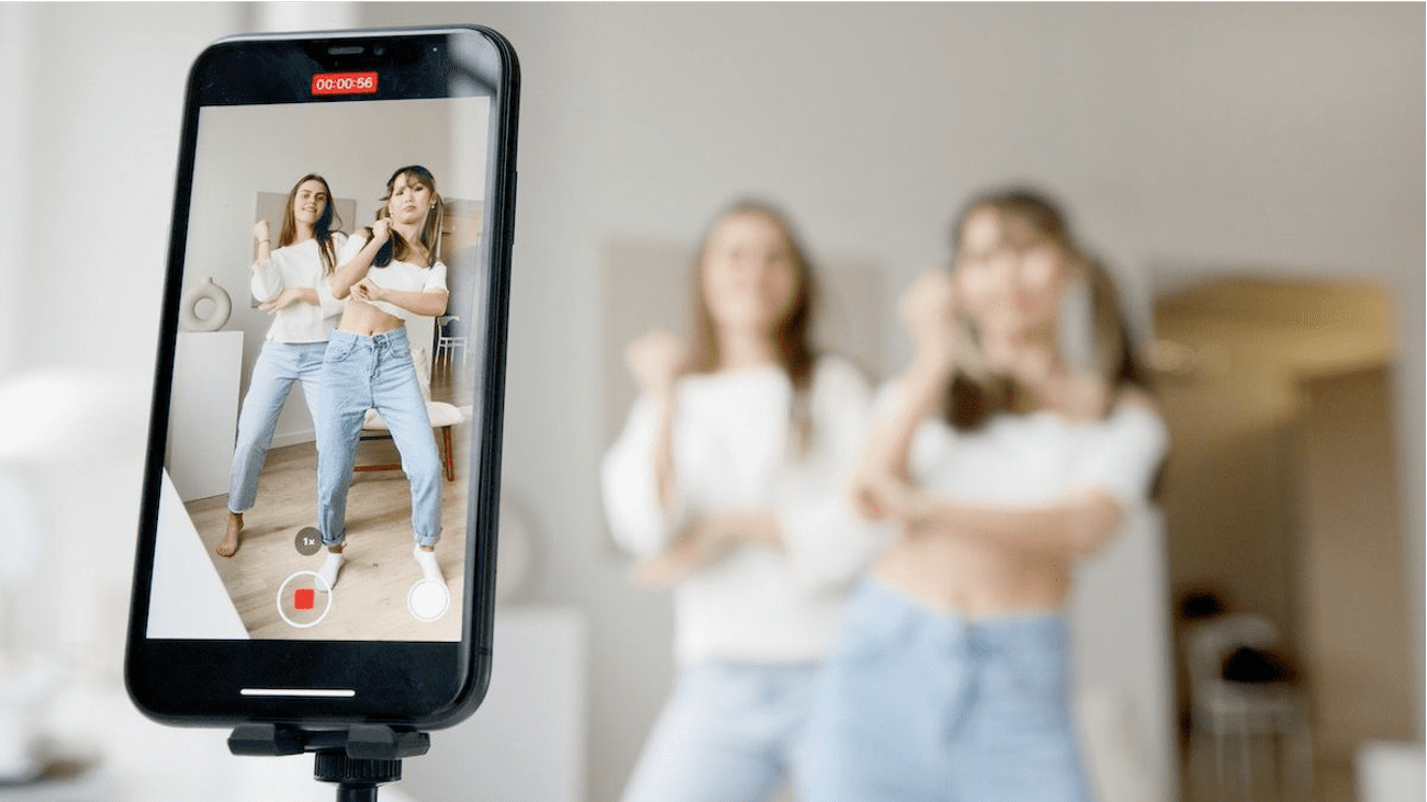 ¿Fin de la era influencer? El regreso a la oficina ya es una realidad