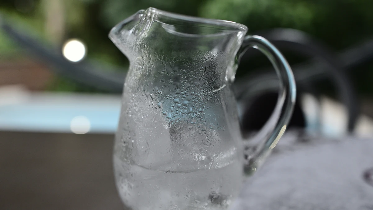 ¿Agua fría o caliente? Lo que realmente importa para hidratarte mejor