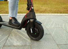 CDMX endurece reglas para scooters y bicis eléctricas: habrá placas, licencias y restricciones viales