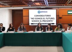 Xóchitl Zagal urge a jóvenes a tomar las calles y la política