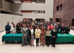 Alma Rosa de la Vega inaugura Parlamento Universitario del Bajío en Cámara