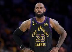 LeBron James acuerda contrato de dos años con Philadelphia 76ers