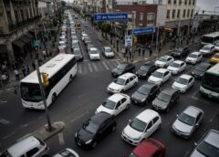 Bloqueos en el Centro Histórico y retrasos en Metro complican tráfico en CDMX