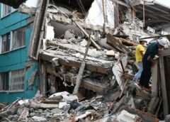 Colombia retira escombros tras terremoto; aún buscan sobrevivientes