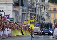 Demi Vollering conquista el Tour de Francia por segunda vez
