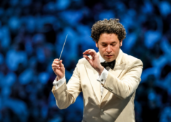 Gustavo Dudamel cierra una era de 17 años con la Filarmónica de Los Ángeles
