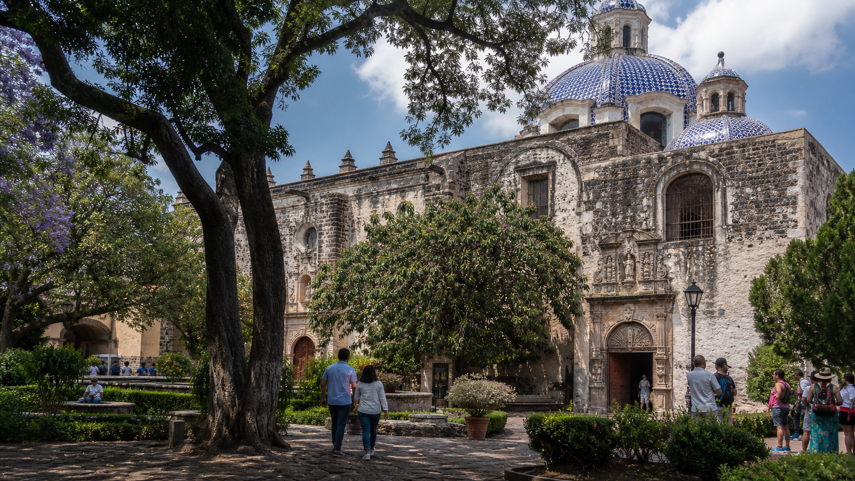 Exconvento del Carmen y plaza historica de San Angel